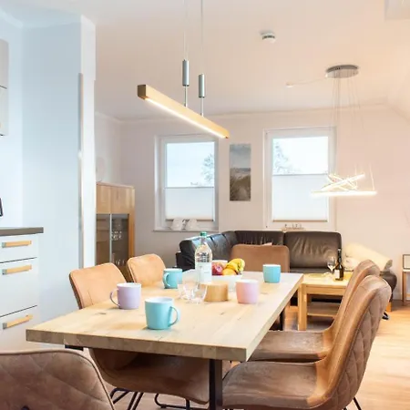 Seepeerdje Apartment *